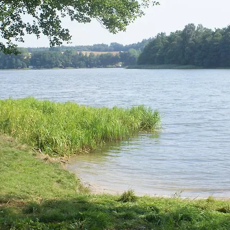 펜션 Dom Nad Jeziorem Lewinko Kaszuby *