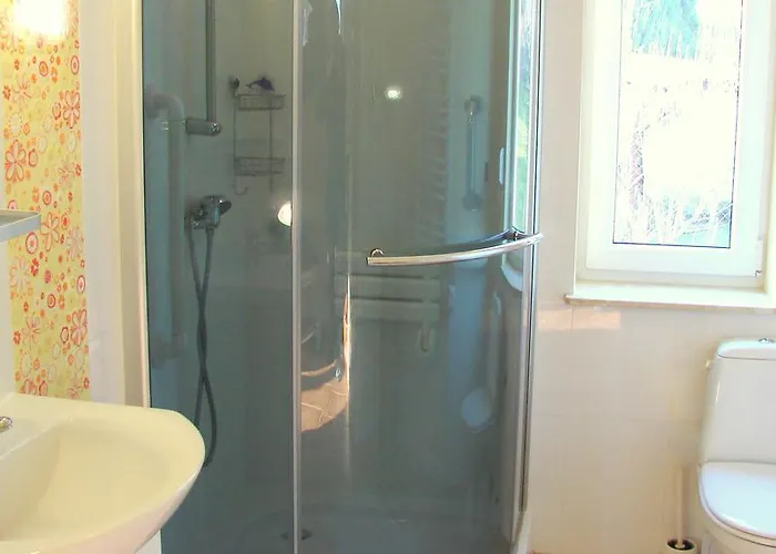 Feriehus Dom Nad Jeziorem Lewinko Kaszuby