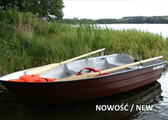 Feriehus Dom Nad Jeziorem Lewinko Kaszuby *